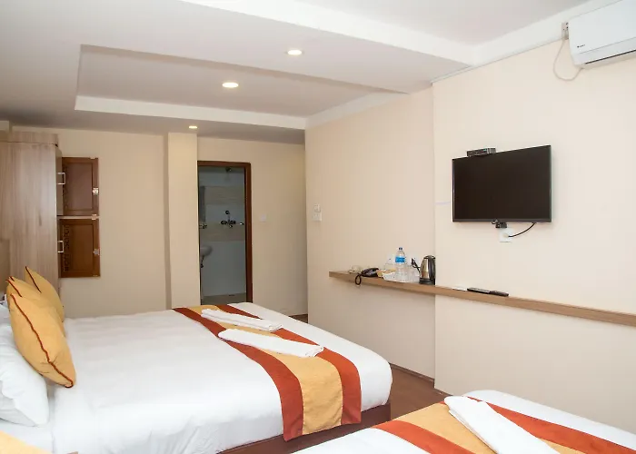 Sakura Boutique 3*